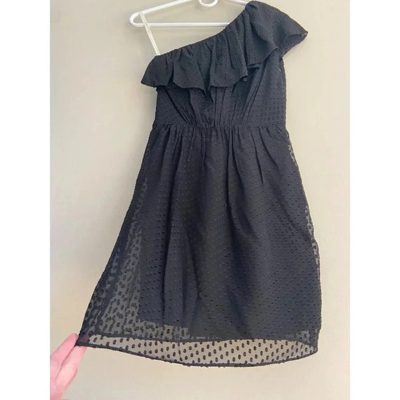 Shoshanna Black Ruffled One Shoulder Textured Polka Dot Mini Dress Size 0 NWT - Picture 5 of 13